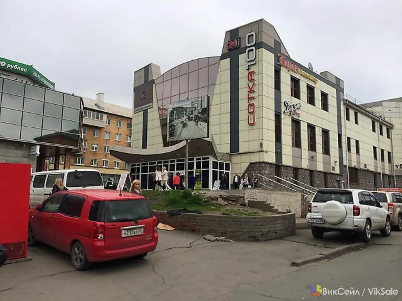 Сдам в аренду торговое помещение - ТЦ "Сотка"