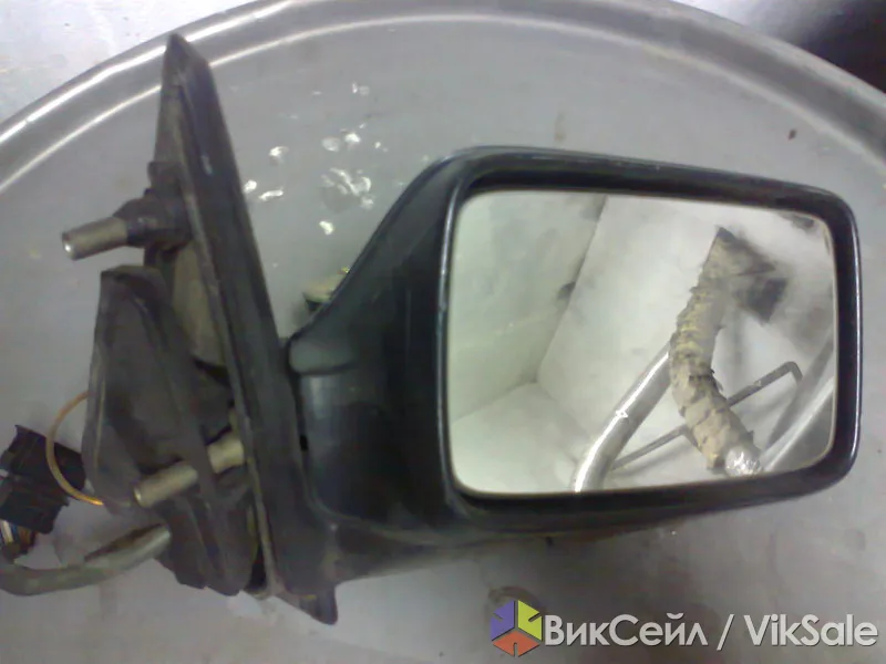 Боковое зеркало на правую дверь VW Golf 3
